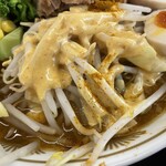 ラーメン もっけだの - 『ベジカレーラーメン』のもやし