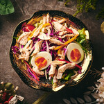 Chicken salad with plenty of flavor from dashi soup