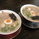 大砲ラーメン - ラーメン（並）とこまいラーメン【掲載承諾済】