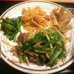 ごはん畑 - レバニラ炒め定食