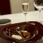 233201749 - 黒毛和牛ホホ肉の赤ワイン煮込み