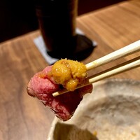 和食しんくろ - ローストビーフとウニ