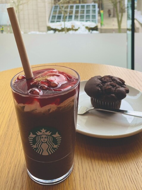 STARBUCKS COFFEE Sapporo Kikokuya Shoten - Sapporo/Cafe