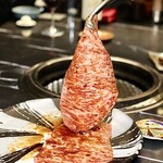 焼肉 拍手喝采 - 瞬間炙りすき焼き（田村牛）