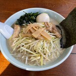 ラーメンショップ - ネギラーメン➕中盛➕味玉