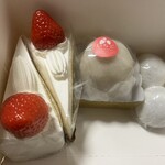 和泉光和堂 - 苺のショートケーキ￥320 苺大福￥380 上用￥130