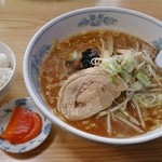 一利起 - 味噌ラーメン750円（＋半ライス100円）