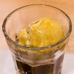 カフェ バイロンベイ - アフォガート