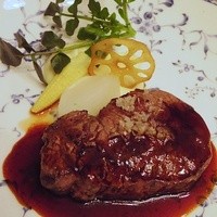 レストラン シェ・リュイ - 仔牛フィレ肉のフォワイヨ風