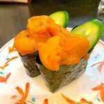 乞食 - 極上生ウニ軍艦