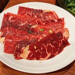 A5黒毛和牛 焼肉食べ放題 肉々苑 - 