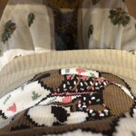 グテ - bear編込みｾｰﾀｰ、ｳｰﾙ刺繍sk