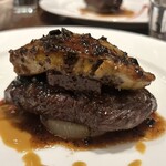 トラディシオン - クリスマスディナーコース
      ⚫️黒毛和牛の炭火焼き、フォワグラとトリュフのロッシーニ