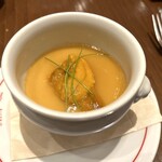 トラディシオン - クリスマスディナーコース
      ⚫️北海道産ウニとコンソメ、シジミのフラン
      