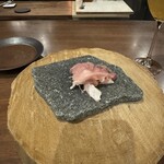 カエンネ - イタリアで生ハム製造に携わられたシェフが選んだ〝地元〟は、諏訪の造り酒屋「真澄」の酒粕｡驚くほど豊かな酒粕の香り｡