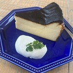 ジレカフェ - バスクチーズケーキ