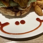 ソウルダイナー - ベーコンチーズバーガー（1,100円＋税）
            かわい♡