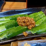 Izakaya Hakutsuru - もろきゅう 400円。