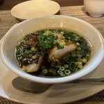 施家菜 - スズキのネギ油の煮物