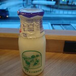 リッチモンドホテル 盛岡駅前 - 地元の濃い牛乳贅沢ですよね　固まりになっているとのことでマドラーで掻き回してから飲みました　美味しかった！
