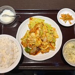 祥龍房刀削麺荘 - 