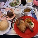 クイーン・オブ・ハートのバンケットホール - 