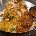 Venu's South Indian Dining - ノンベシミールス（ライスをビリヤニ変更）