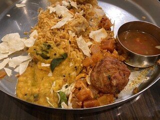 Venu's South Indian Dining - ノンベシミールス（ライスをビリヤニ変更）