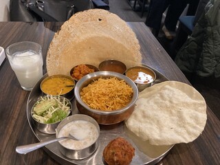 Venu's South Indian Dining - ノンベシミールス（ライスをビリヤニ変更）