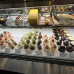 Patisserie Ravi,e relier - 