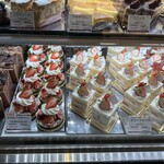 LE PINEAU Kitahorie Honten