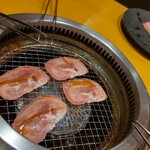 Yakiniku Kingu - 