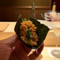鮨 由う - 
