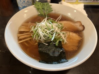 三角山五衛門ラーメン - しょうゆラーメン ¥750（価格は訪問時）