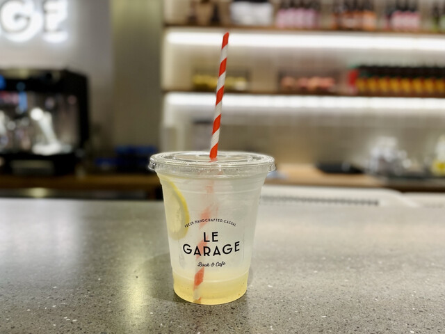 LE GARAGE Umeda Tsutayashoten photo 2