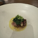 カエンネ - 鹿肉と黒大根、熟成させた筍とケール、紫蘇の芽｡