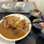 アンの家 - ルーと一口頂くと、ビックリする程旨い。野菜などをじっくり煮込まれたカレーです。