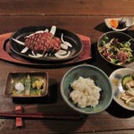 神戸Bar 仲々 - 石垣牛のフィレステーキ