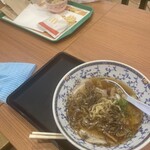 Maruei Shokudou - バーガーとラーメン