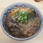 うどんの天 - 肉うどん＋辛口レッド