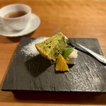 食堂 こより - 抹茶シフォンケーキと紅茶