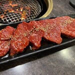 炭火焼肉徳重 - 