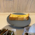 NasuBe - トッピングのバタートースト