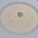 CORONA winebar＆dining - 新玉葱のスープ