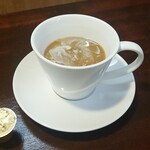 キッチン ブルー グローブ - ミルクを入れます