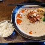 スパイス飯麺 兄弟舎 - ひと口ごはん