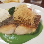 キッチン ブルー グローブ - 鮮やかな、春菊とマスカルポーネのグリーンソース