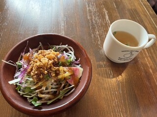Tsunoda Mito - 9月　サラダと一回おかわりできるスープ