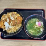 資さんうどん - カツとじ丼(ミニうどん付) 910円(税込)