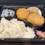 Rakuman Korokke Ten - 楽万弁当 ① (特上コロッケとずわい蟹のクリームコロッケ) 1500円